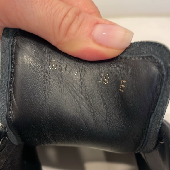 Black & White Alexander McQueen Oversized Sneaker size 39 - Picture 9 of 9